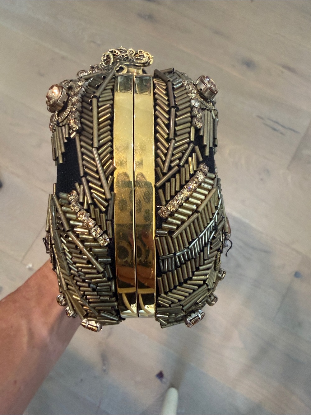 Alexander McQueen embellished Evening Clutch with Gold Skull Accent - Picture 11 of 11